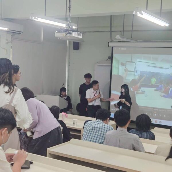 LINE_ALBUM_2026516_260518_18